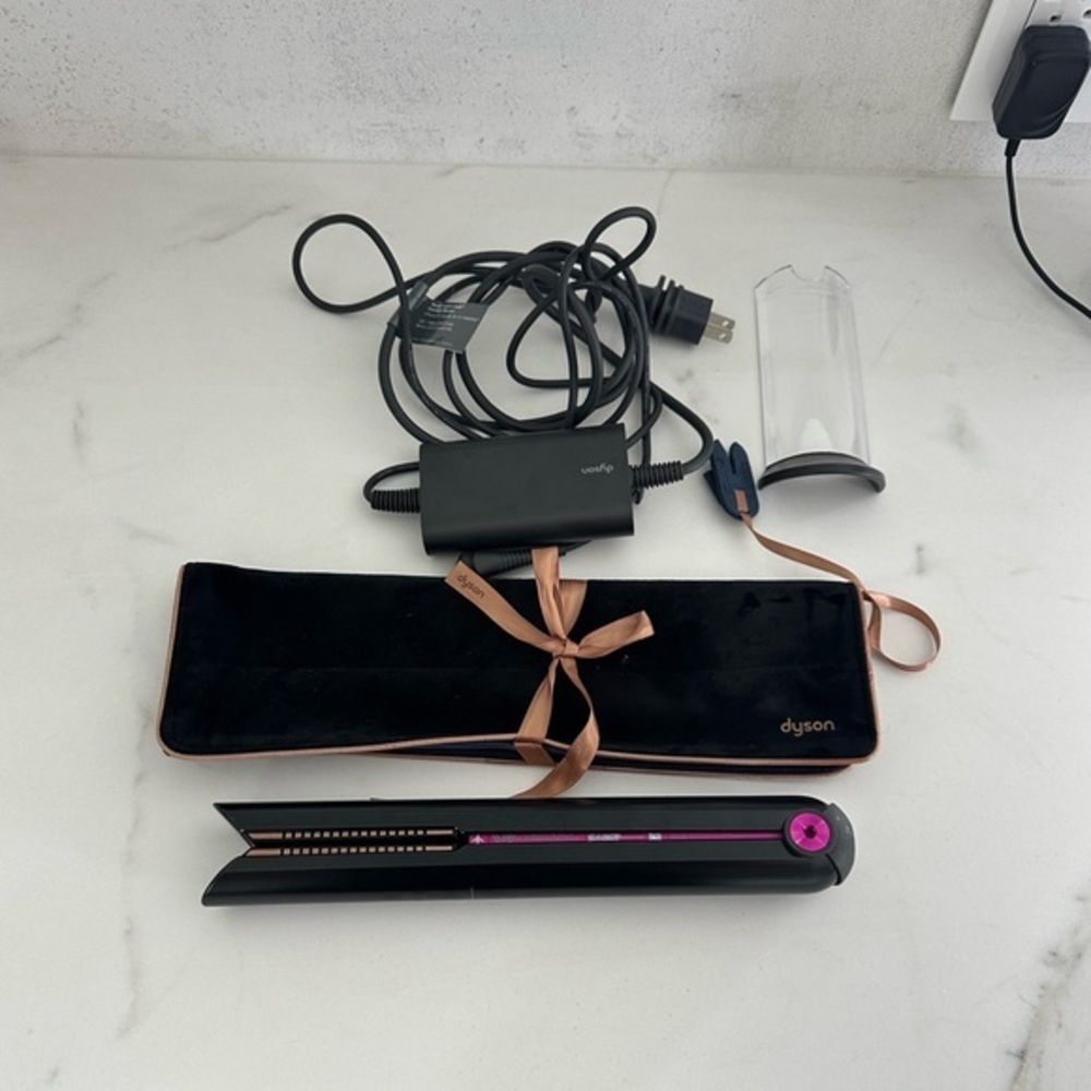 Dyson Black and Pink Hair Corrale straightener